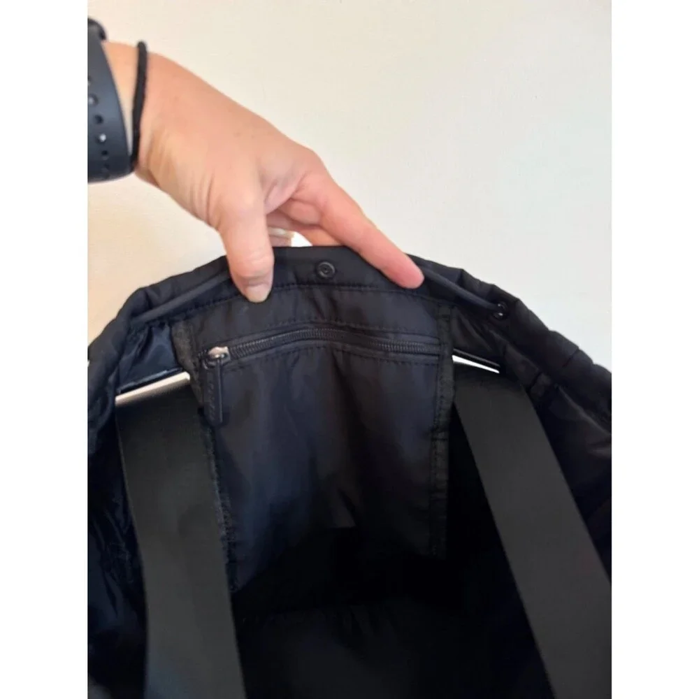 BEYOND YOGA Black Convertible Gym Bag Backpack Drawstring Tote Shoe Compartment